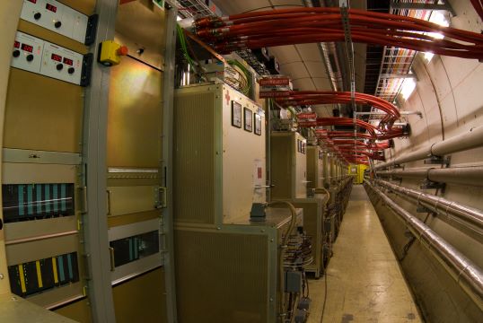 LHC Beam Dump Kicker System Controls (1).jpg 