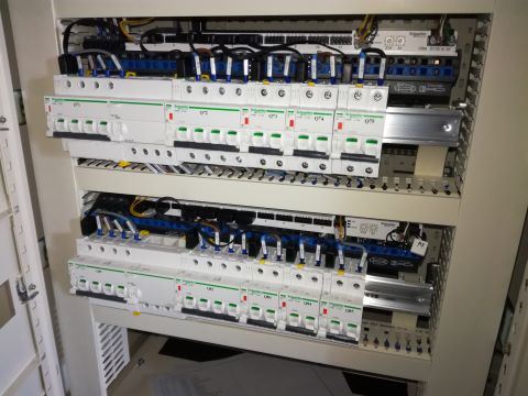 Power Distributor Controller (2)